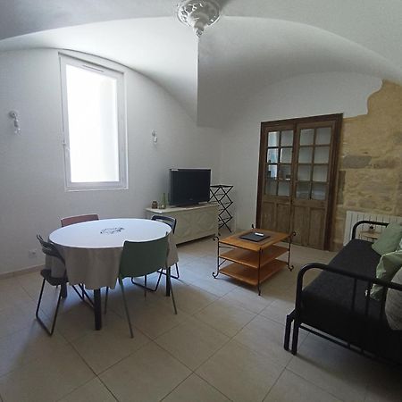 מונטפריון Dans Maison De Maitre, Appartement Independant. מראה חיצוני תמונה