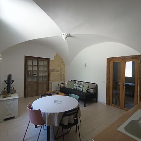 מונטפריון Dans Maison De Maitre, Appartement Independant. מראה חיצוני תמונה